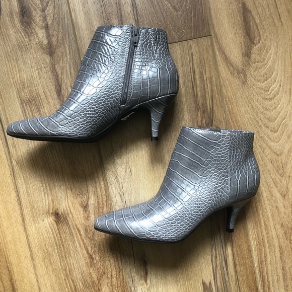 Shoes - faux grey snakeskin ankle boots size 10